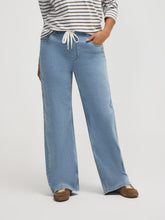Drawstring Wide-Leg Jeans