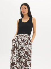 Scoop Neck Leaf Print Midi Dress