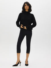 Lace Trim Capri Leggings