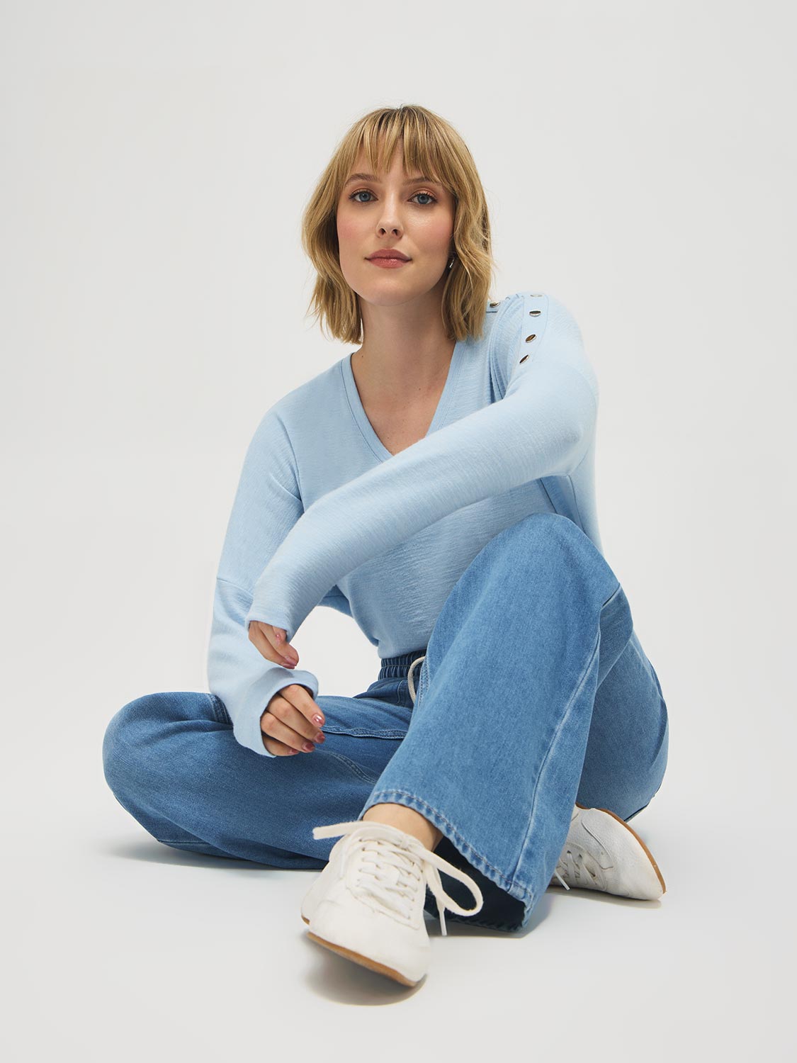 Elastic Waist Wide-Leg Jeans