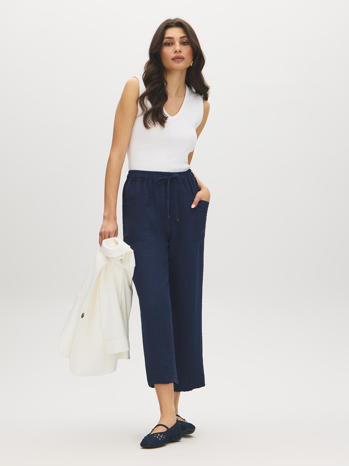 Drawstring Textured Cropped Pants